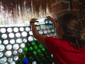 Building with glass bottles